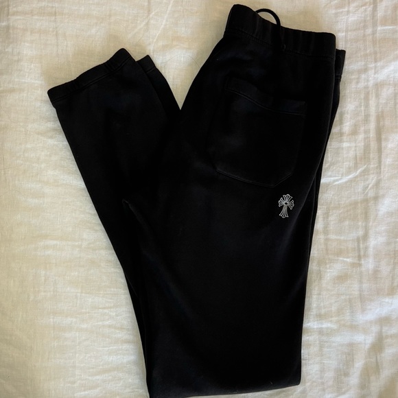 *RARE* CHROME HEARTS SWEATPANTS - Picture 3 of 6